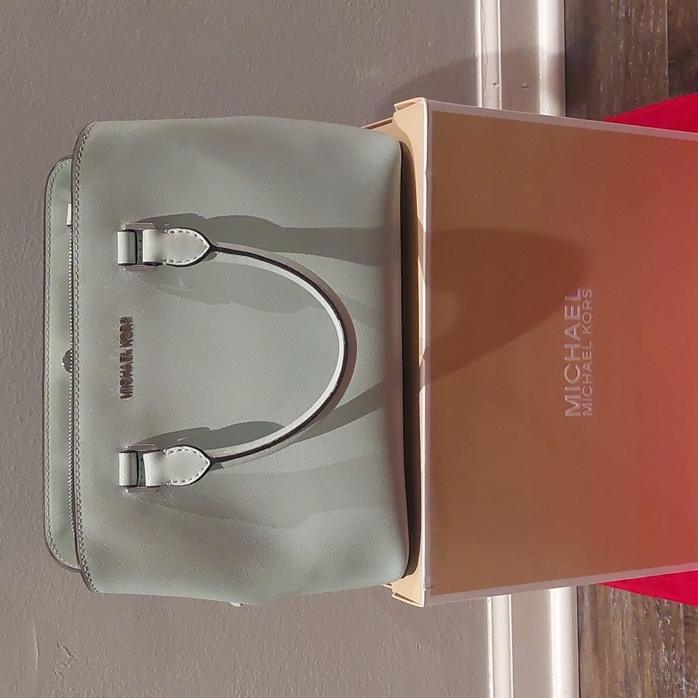 ❣️💫 MARK DOWN💫❣️ Michael Kors Bag